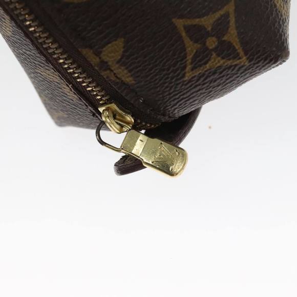 LOUIS VUITTON Monogram Trousse Demi Ronde Cosmetic Pouch M47520 LV Auth 100585 - Picture 8 of 16